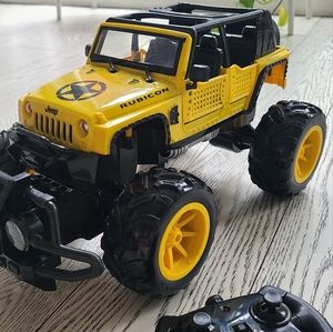 Jeep rubicon with remote control